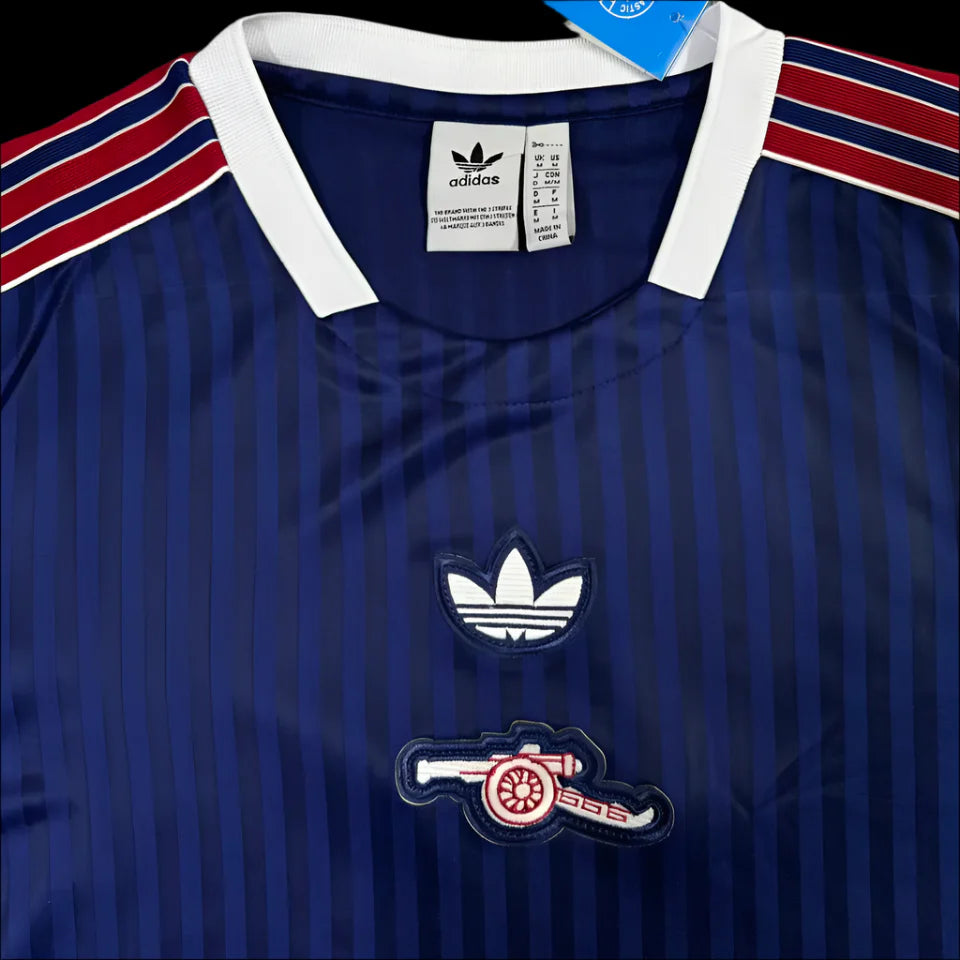 Arsenal 2025 Retro Kit